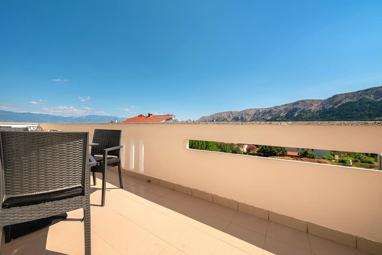 Apartments Gerta With Terrace Baska  Luaran gambar